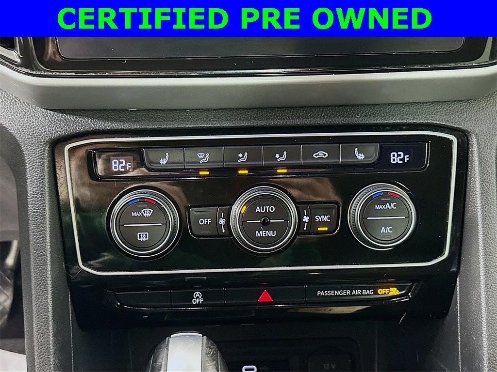 2022 Volkswagen Atlas Cross Sport 2.0T SE w/Technology