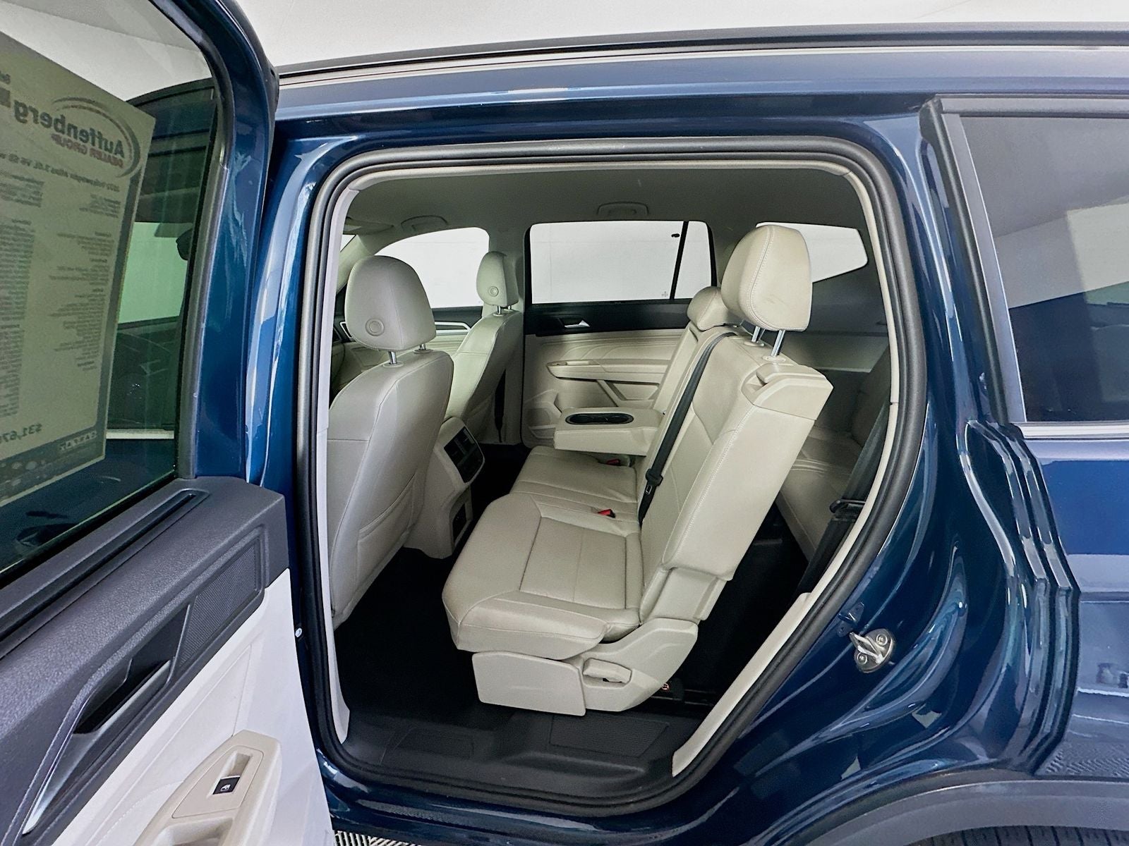 2022 Volkswagen Atlas 3.6L V6 SE w/Technology