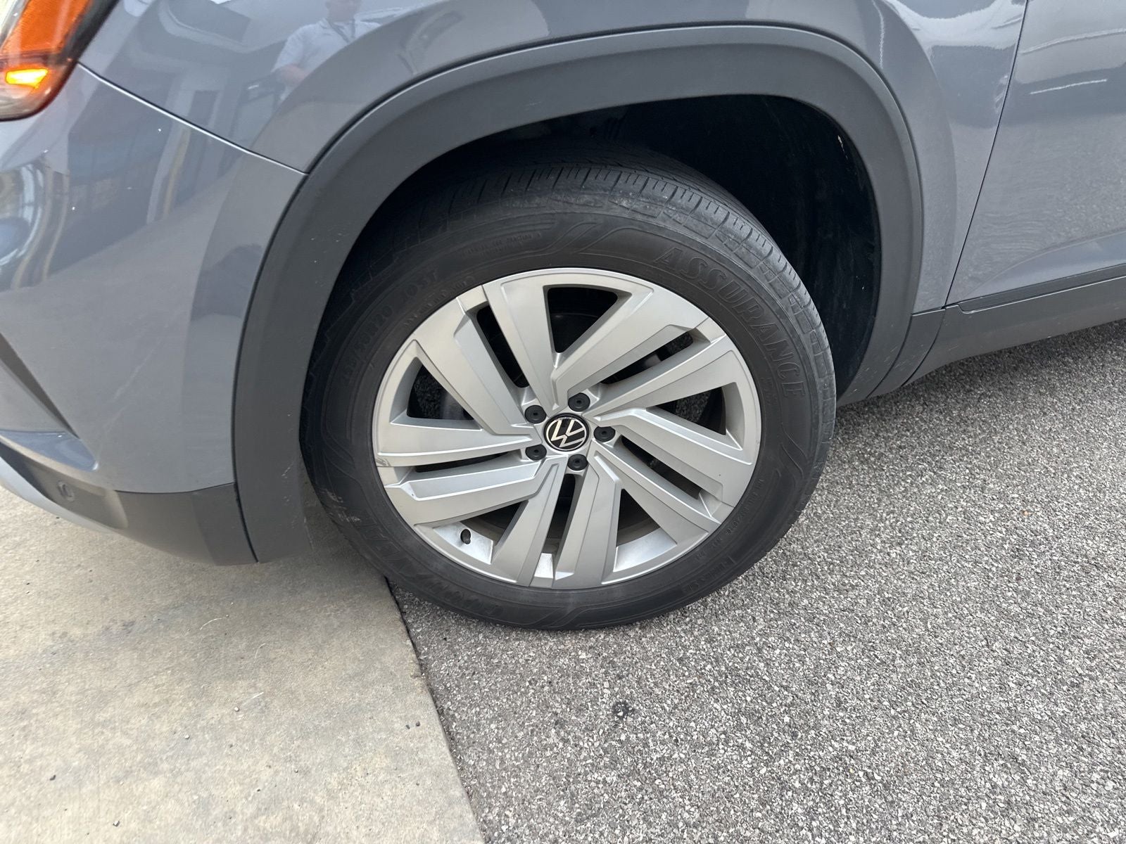 2022 Volkswagen Atlas Cross Sport 3.6L V6 SE w/Technology