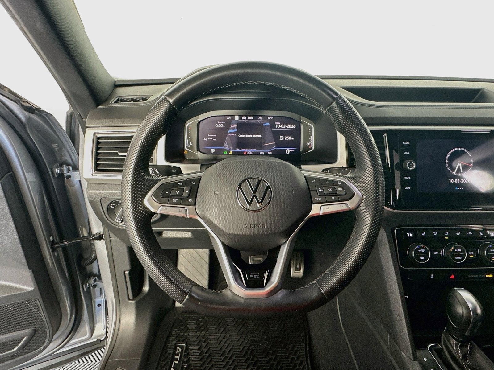 2023 Volkswagen Atlas Cross Sport 2.0T SEL R-Line Black
