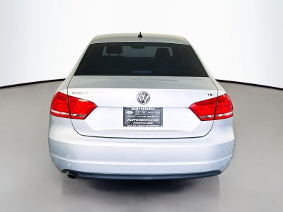 2015 Volkswagen Passat 1.8T S