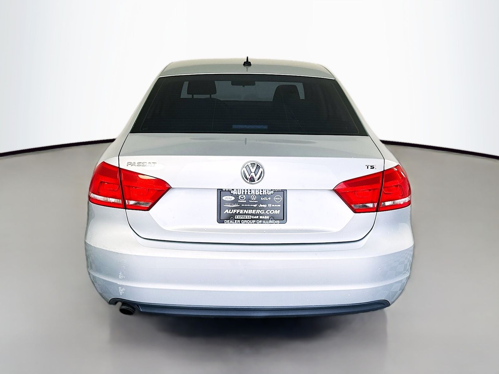 2015 Volkswagen Passat 1.8T S