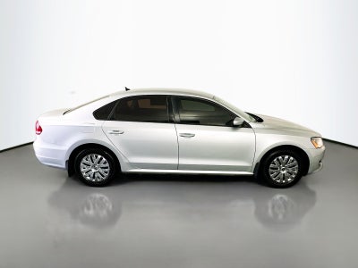 2015 Volkswagen Passat 1.8T S