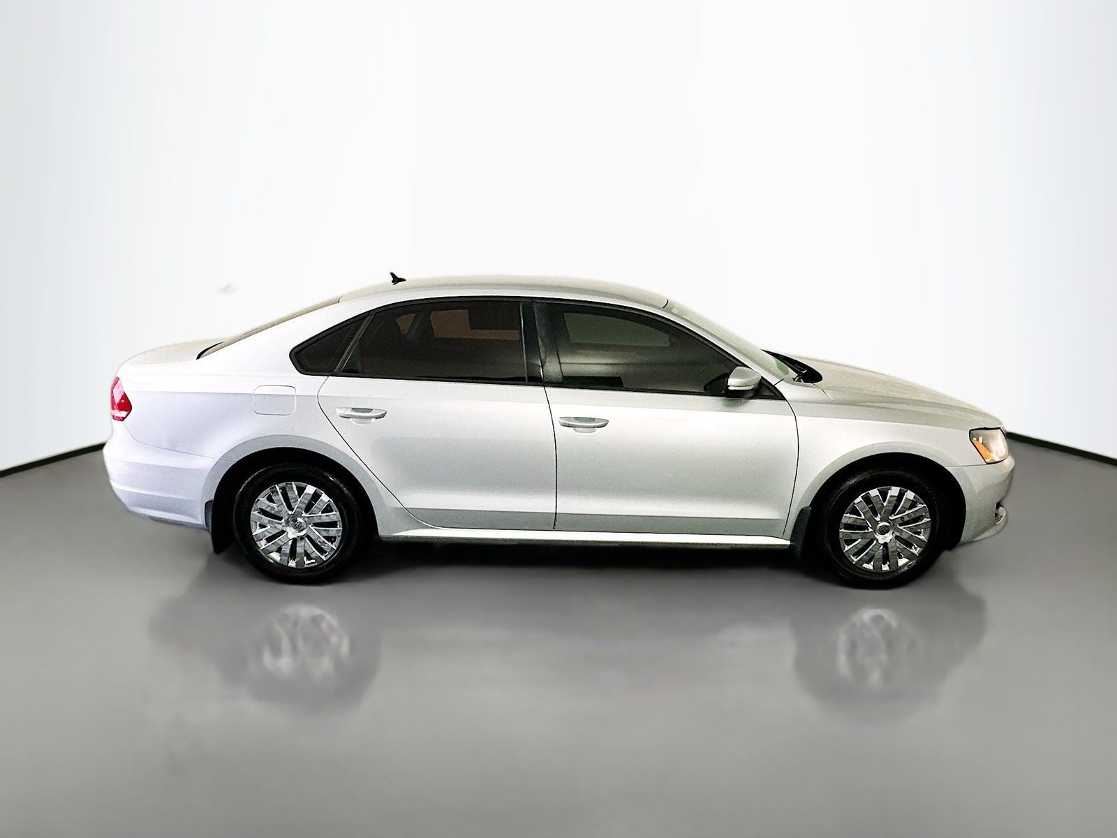 2015 Volkswagen Passat 1.8T S