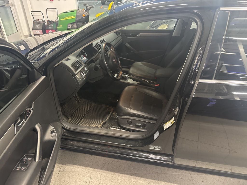 2014 Volkswagen Passat TDI SE