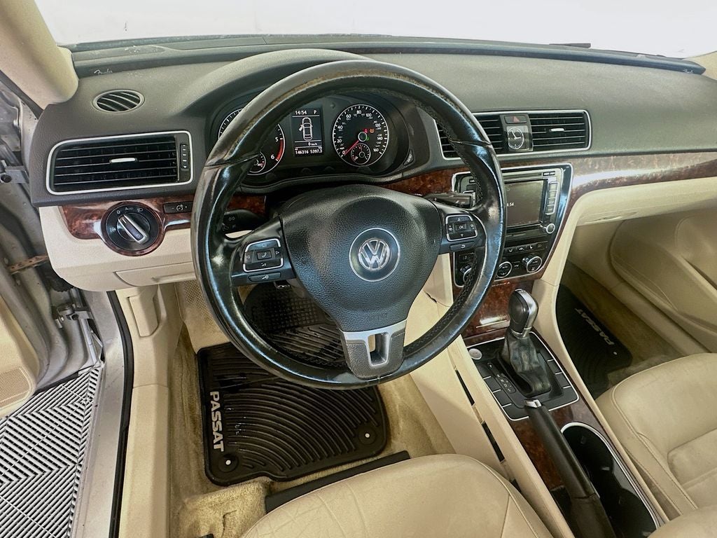 2013 Volkswagen Passat TDI SEL Premium