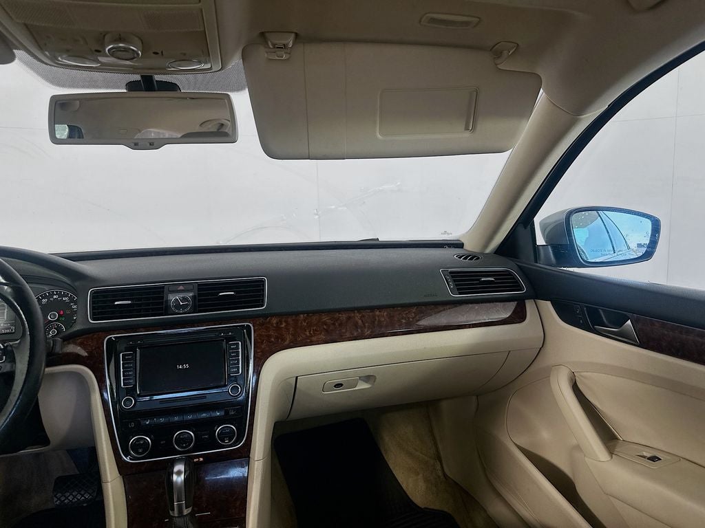 2013 Volkswagen Passat TDI SEL Premium