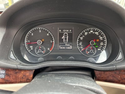 2013 Volkswagen Passat TDI SEL Premium