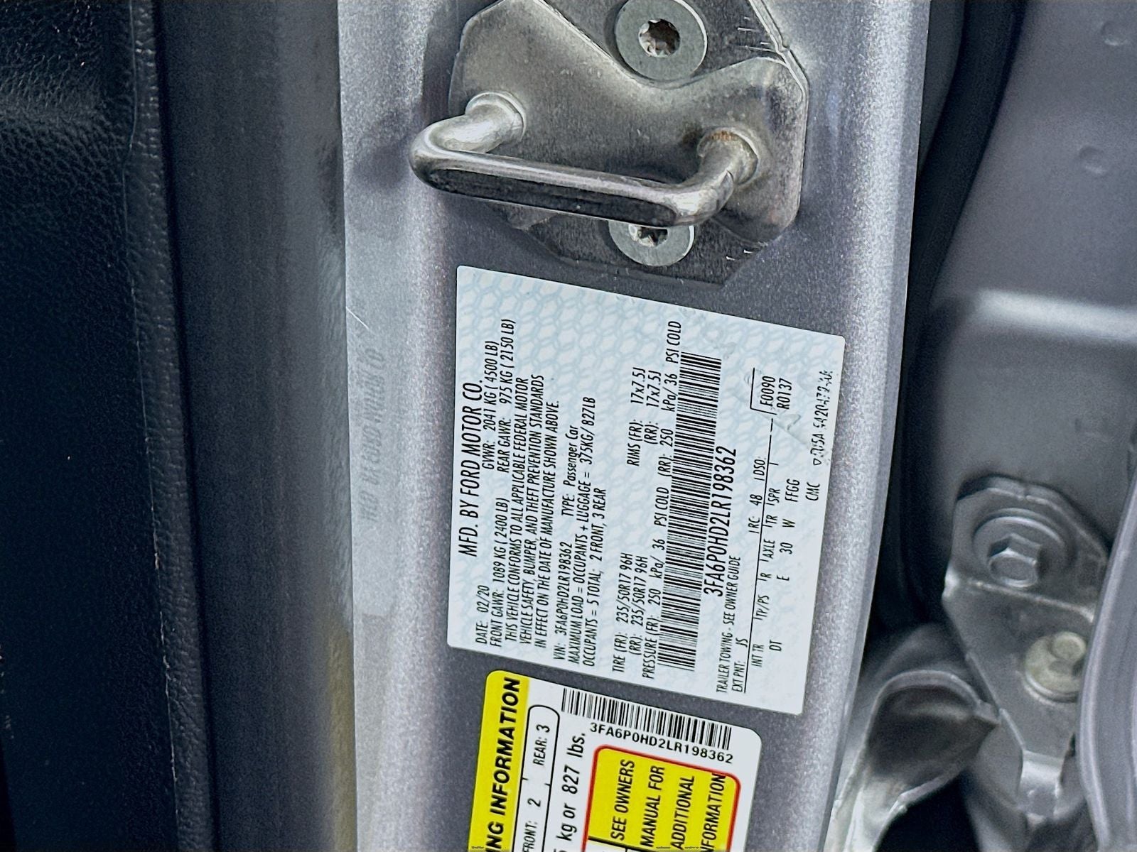 2020 Ford Fusion SE