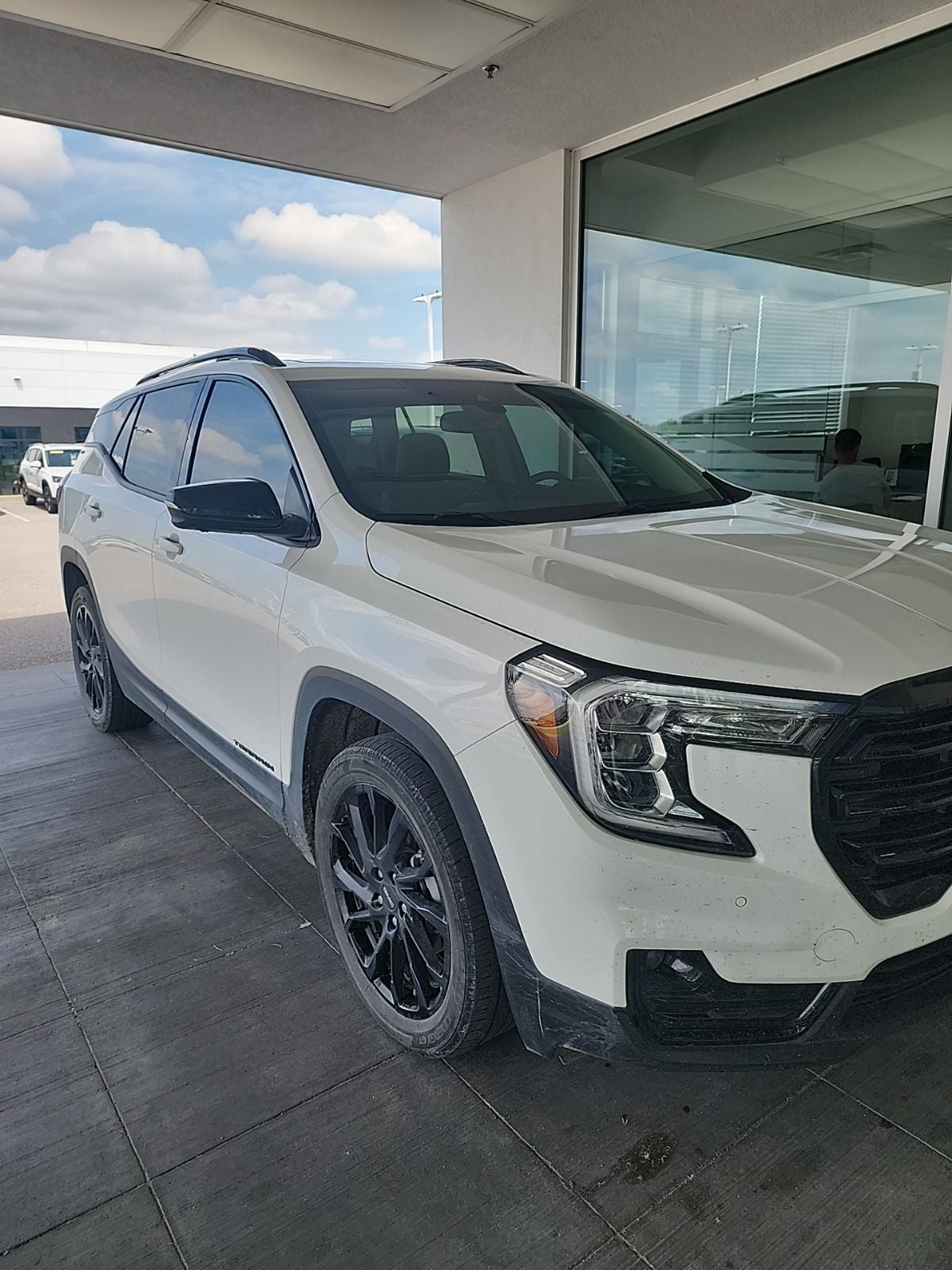 2024 GMC Terrain SLT