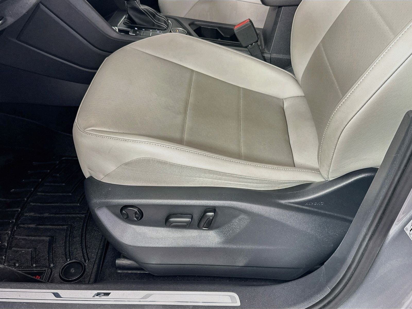 2021 Volkswagen Tiguan SE R-Line Black