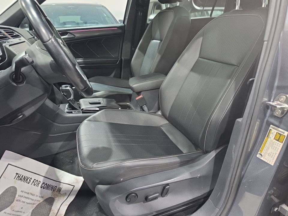 2023 Volkswagen Tiguan SE R-Line Black