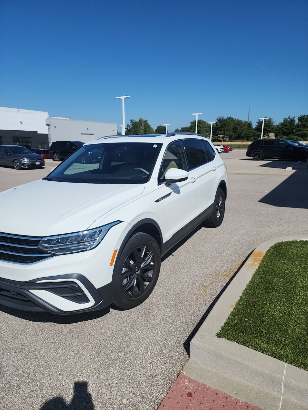 2024 Volkswagen Tiguan SE