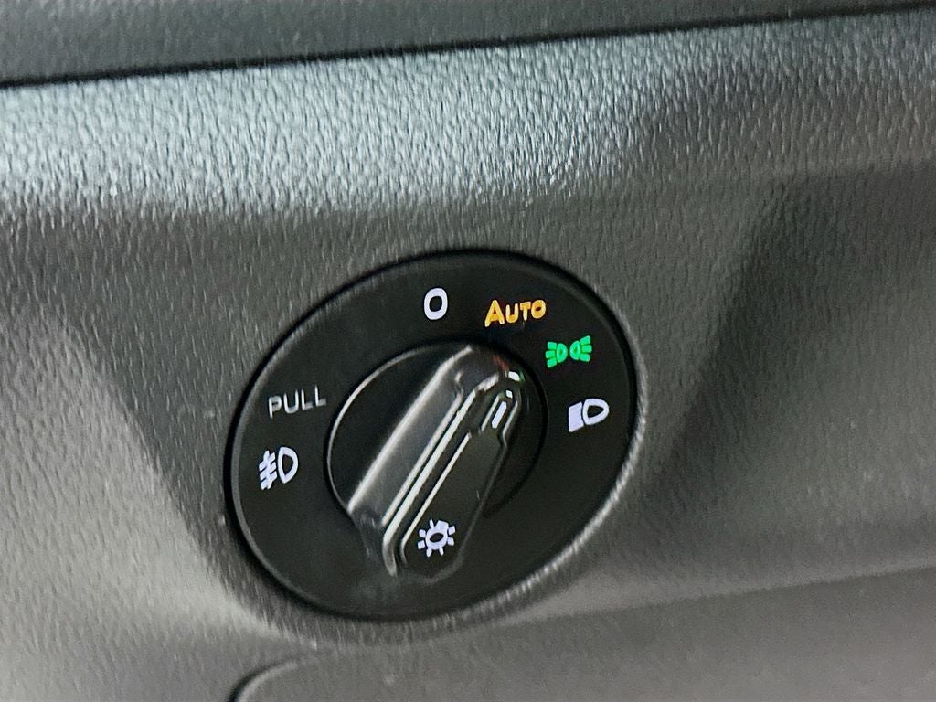 2019 Volkswagen Jetta R-Line