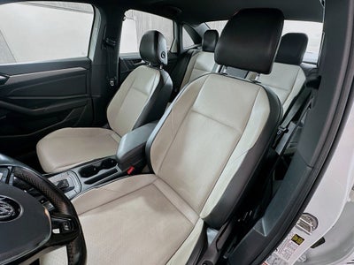 2019 Volkswagen Jetta R-Line