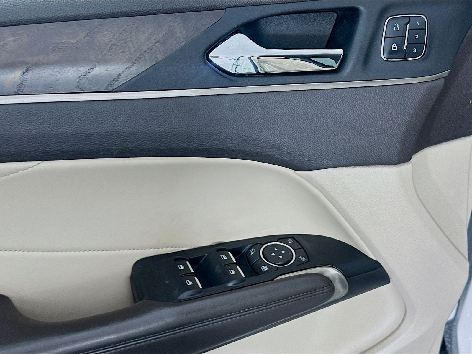 2017 Lincoln MKC Reserve