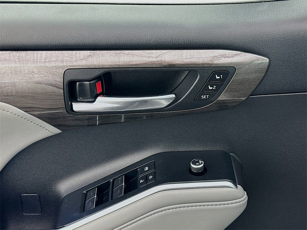 2022 Toyota Highlander Limited