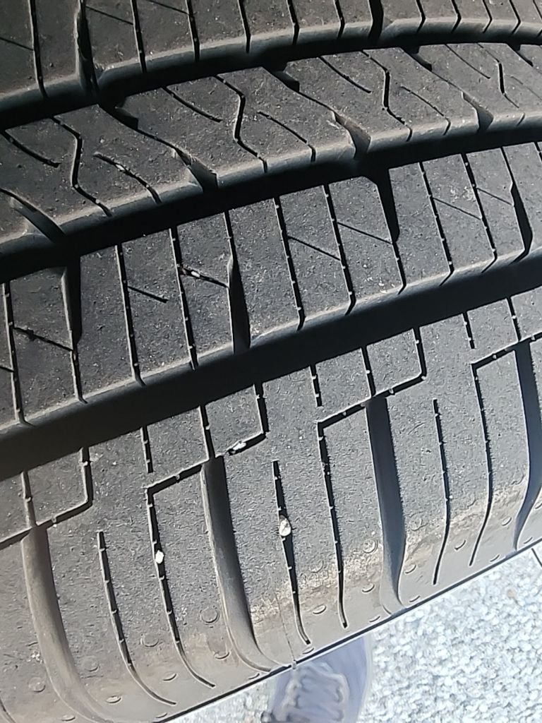 2010 Pontiac Vibe w/1SA