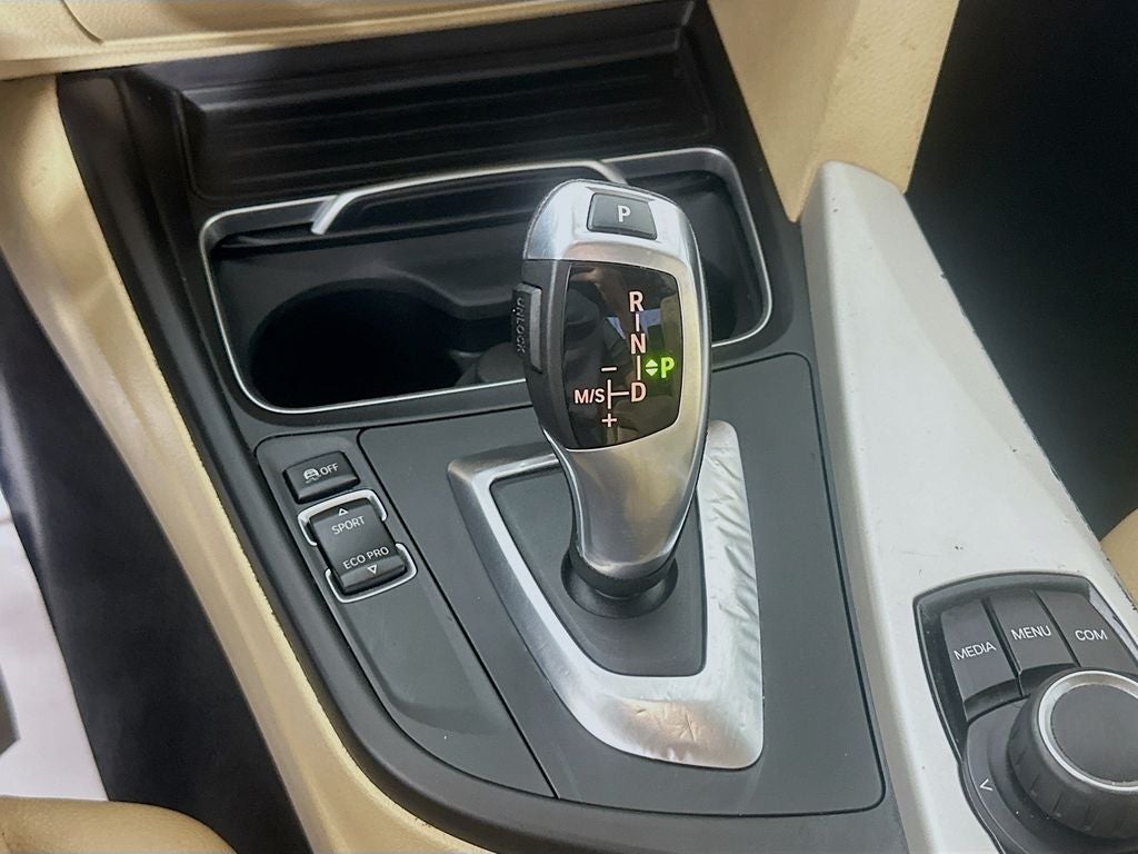 2018 BMW 3 Series 320i