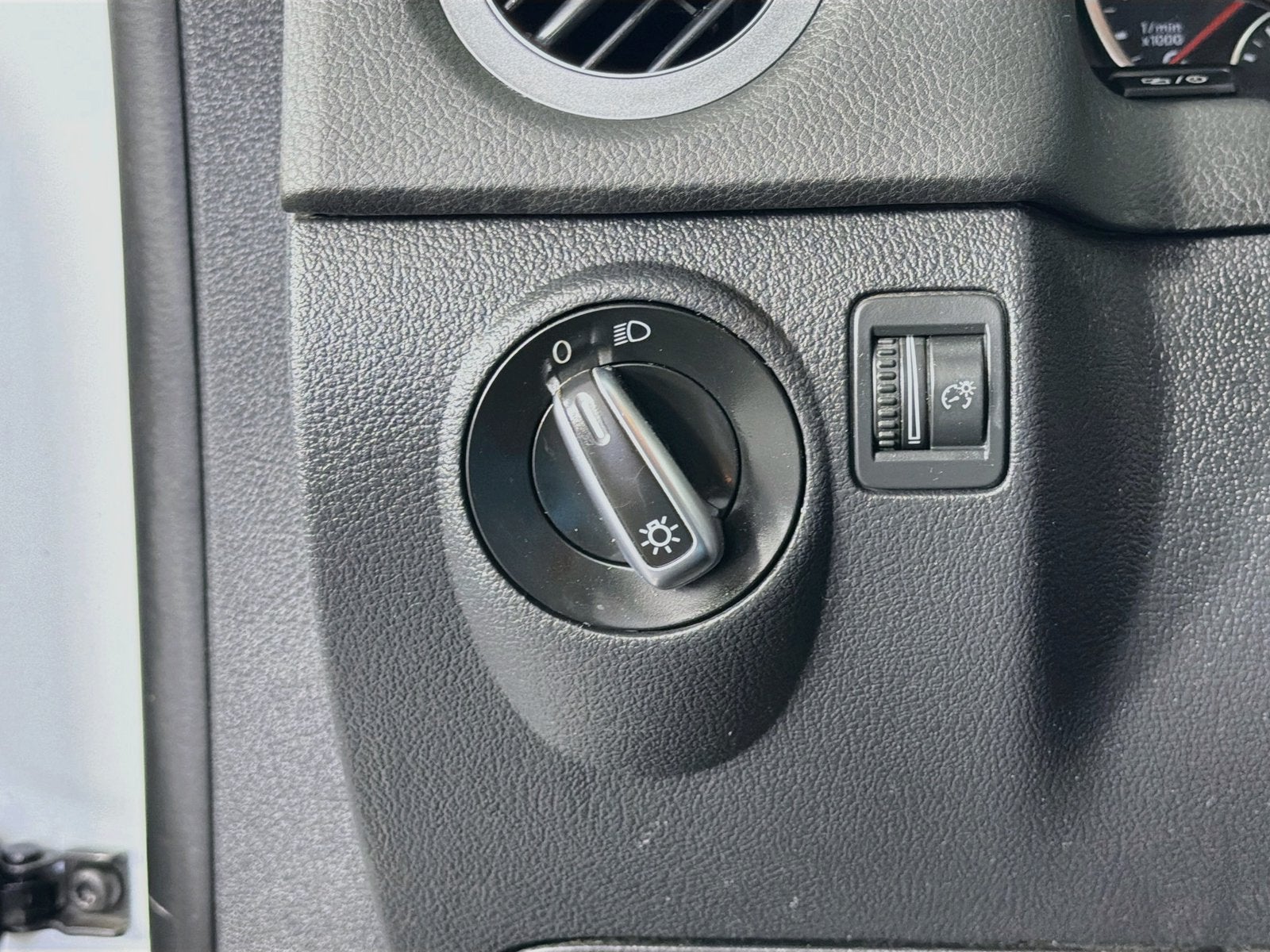 2014 Volkswagen Tiguan SE