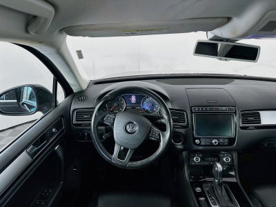 2016 Volkswagen Touareg Sport