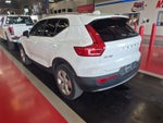 2020 Volvo XC40 Momentum