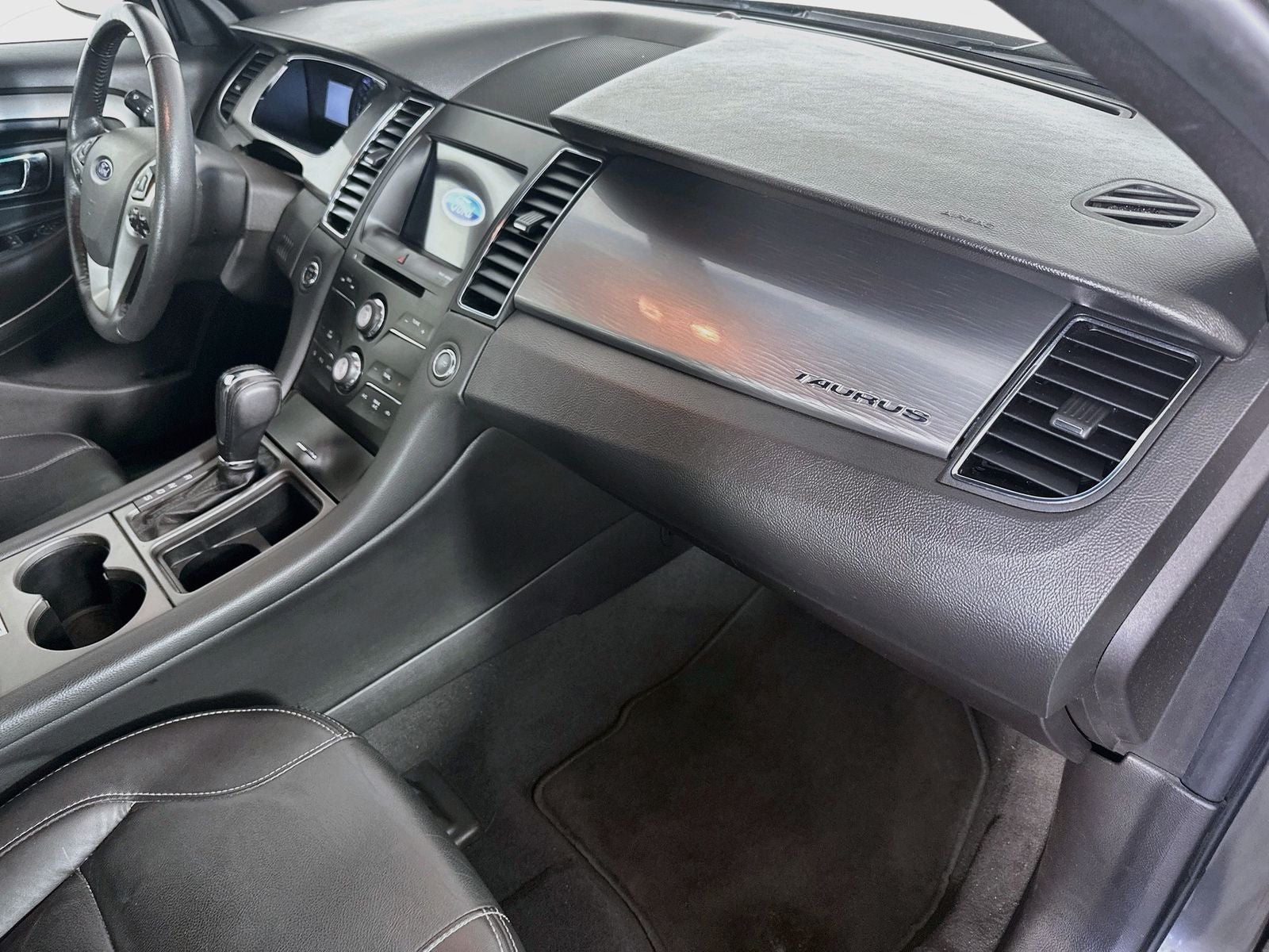 2019 Ford Taurus SEL
