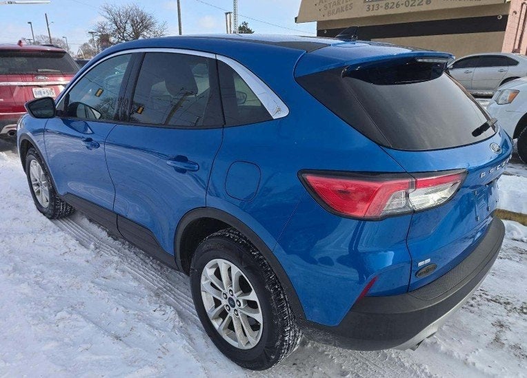 2020 Ford Escape SE