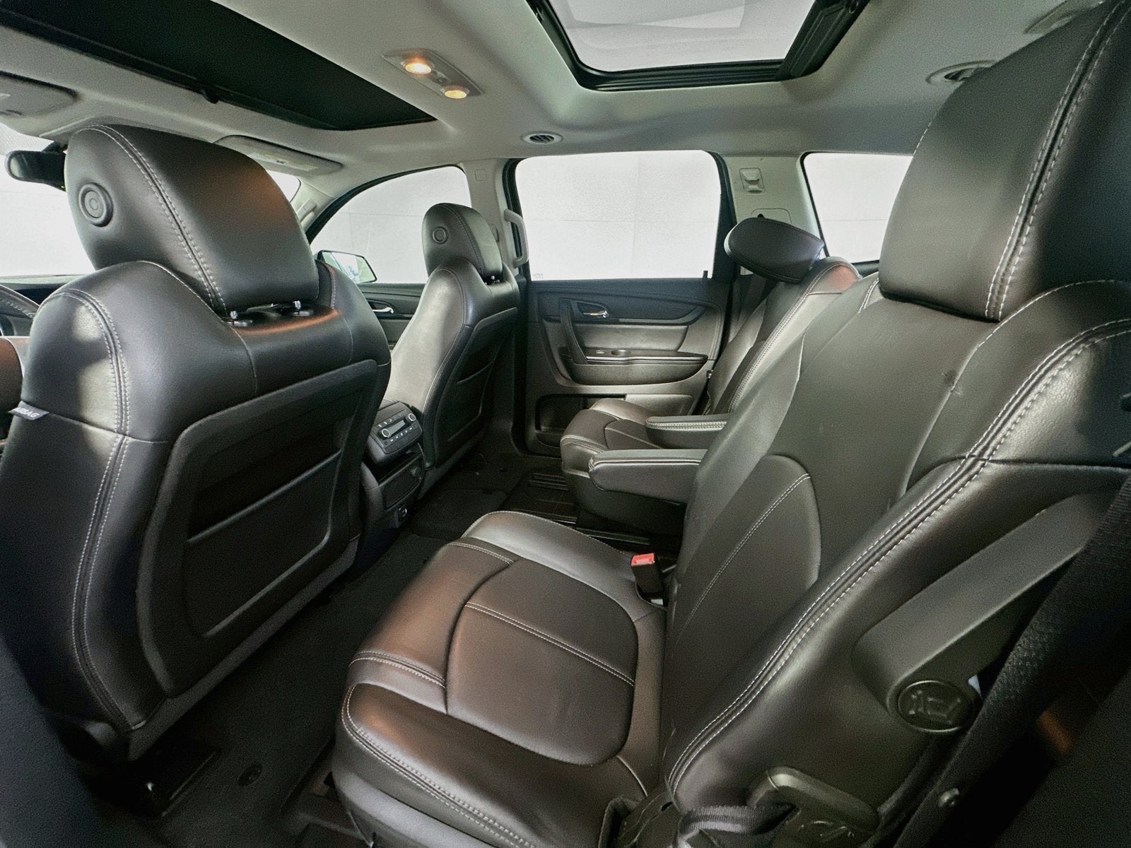2017 Chevrolet Traverse 2LT 2LT