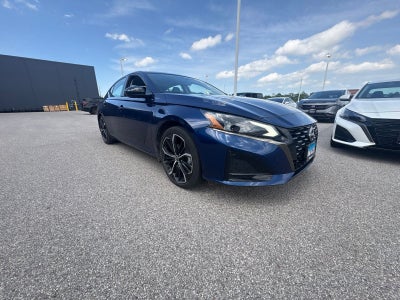2023 Nissan Altima 2.5 SR