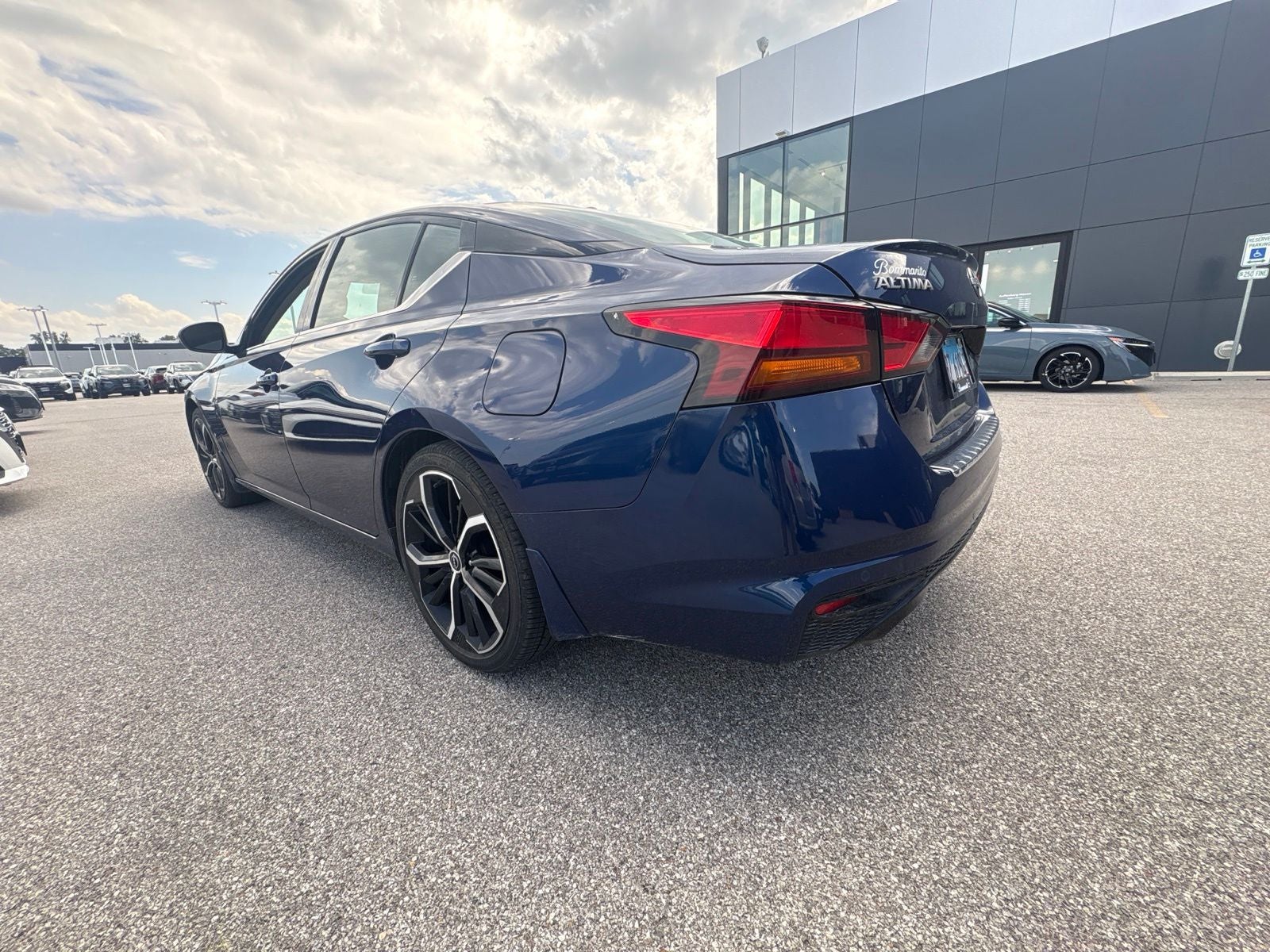 2023 Nissan Altima 2.5 SR