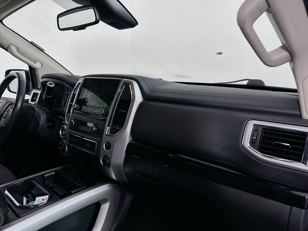 2021 Nissan Titan SV