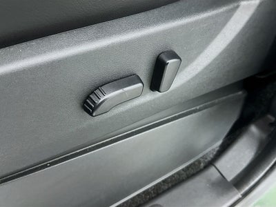 2024 Nissan Frontier SL