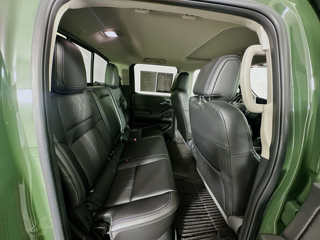 2024 Nissan Frontier SL