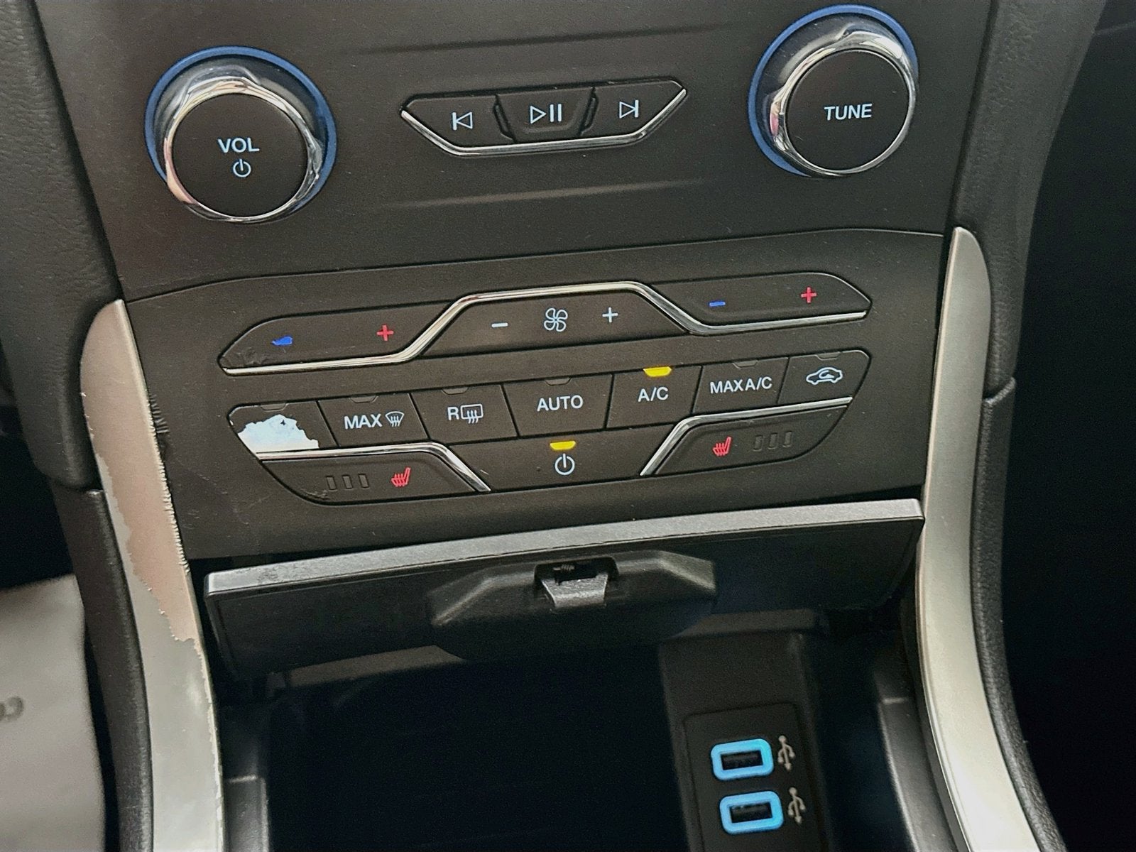 2020 Ford Edge SEL