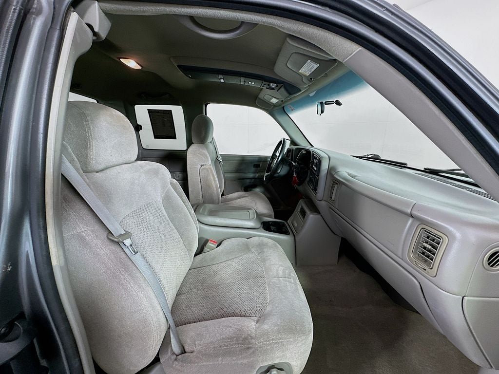 2000 Chevrolet Silverado 1500 LS