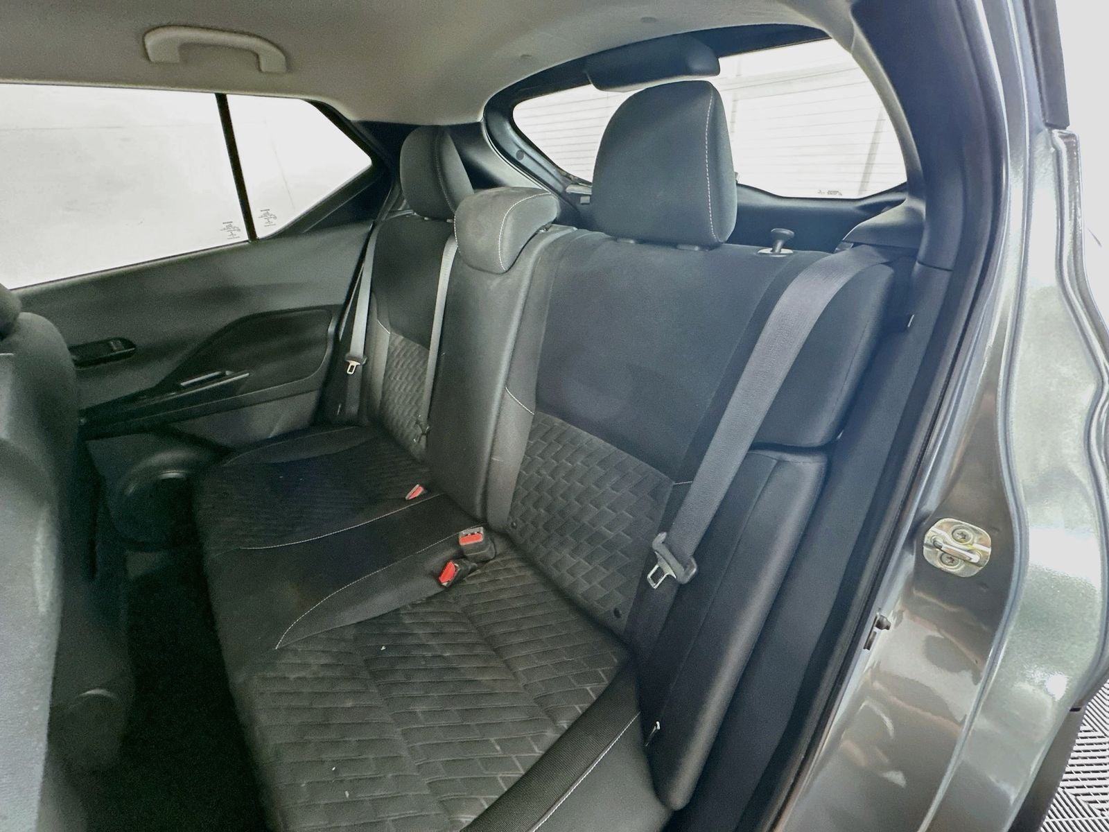 2022 Nissan Kicks S