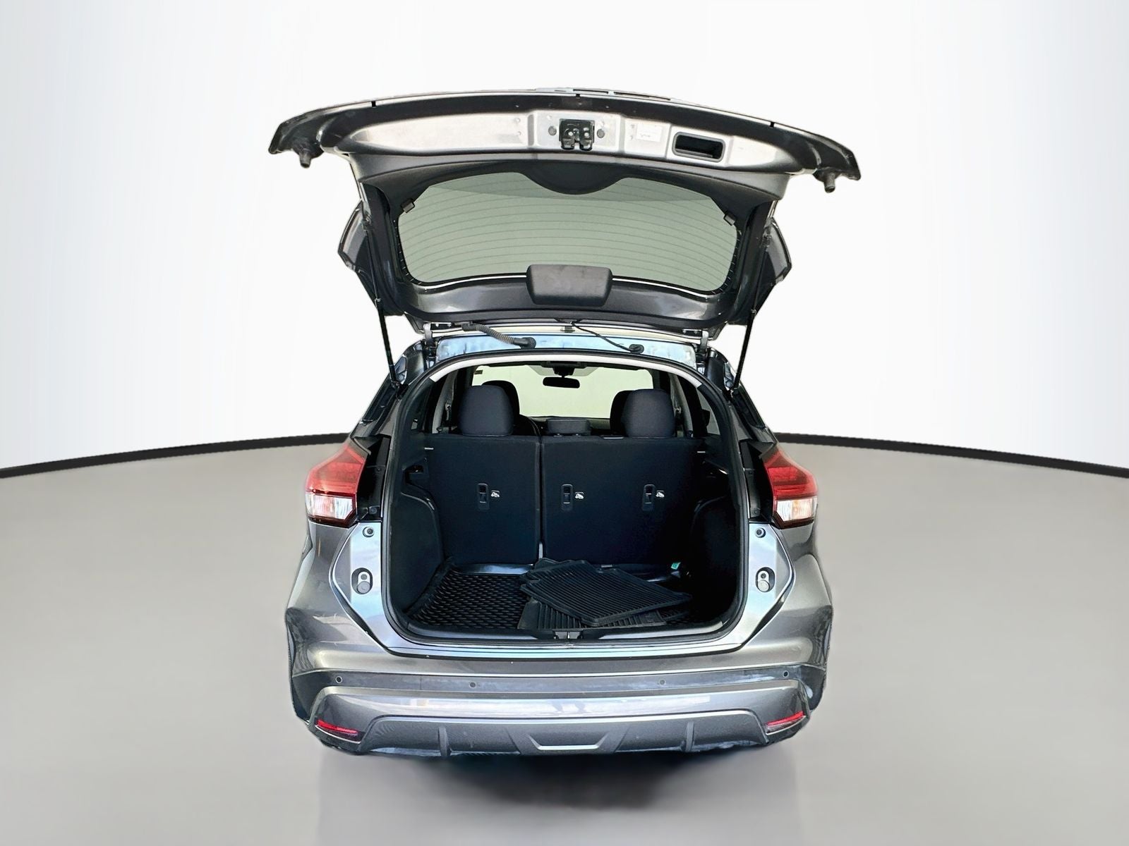2022 Nissan Kicks S