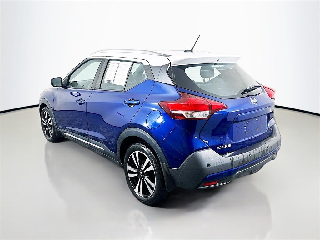 2020 Nissan Kicks SR