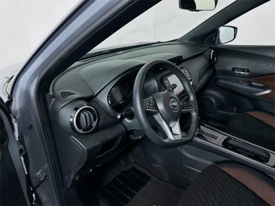 2022 Nissan Kicks SR