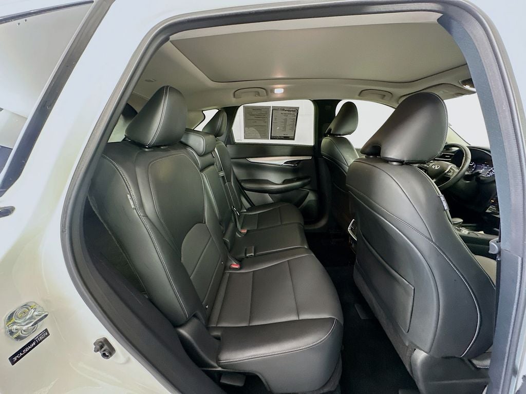 2021 INFINITI QX50 LUXE