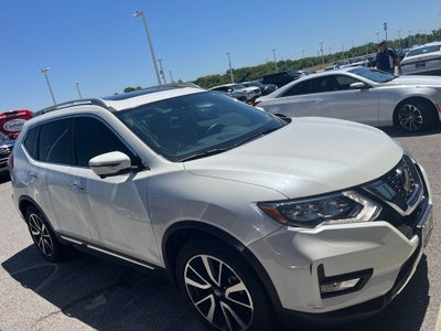 2020 Nissan Rogue SL