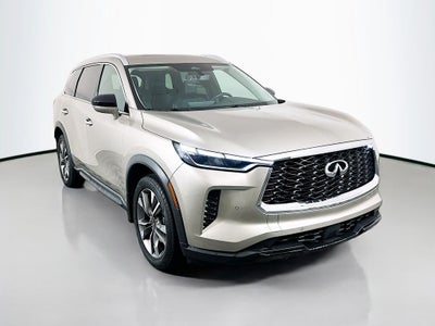 2023 INFINITI QX60 LUXE