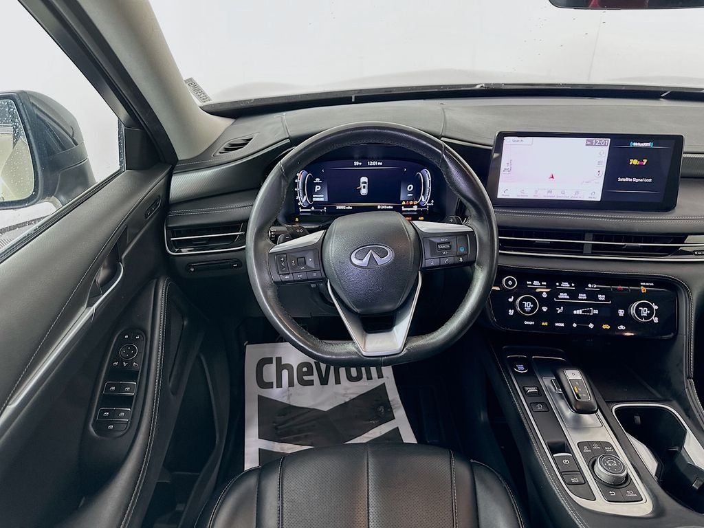 2023 INFINITI QX60 LUXE