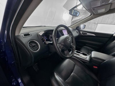 2020 Nissan Pathfinder SL