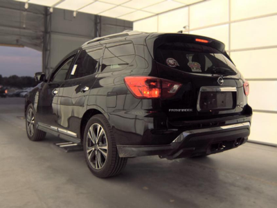 2020 Nissan Pathfinder Platinum