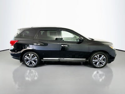 2019 Nissan Pathfinder Platinum