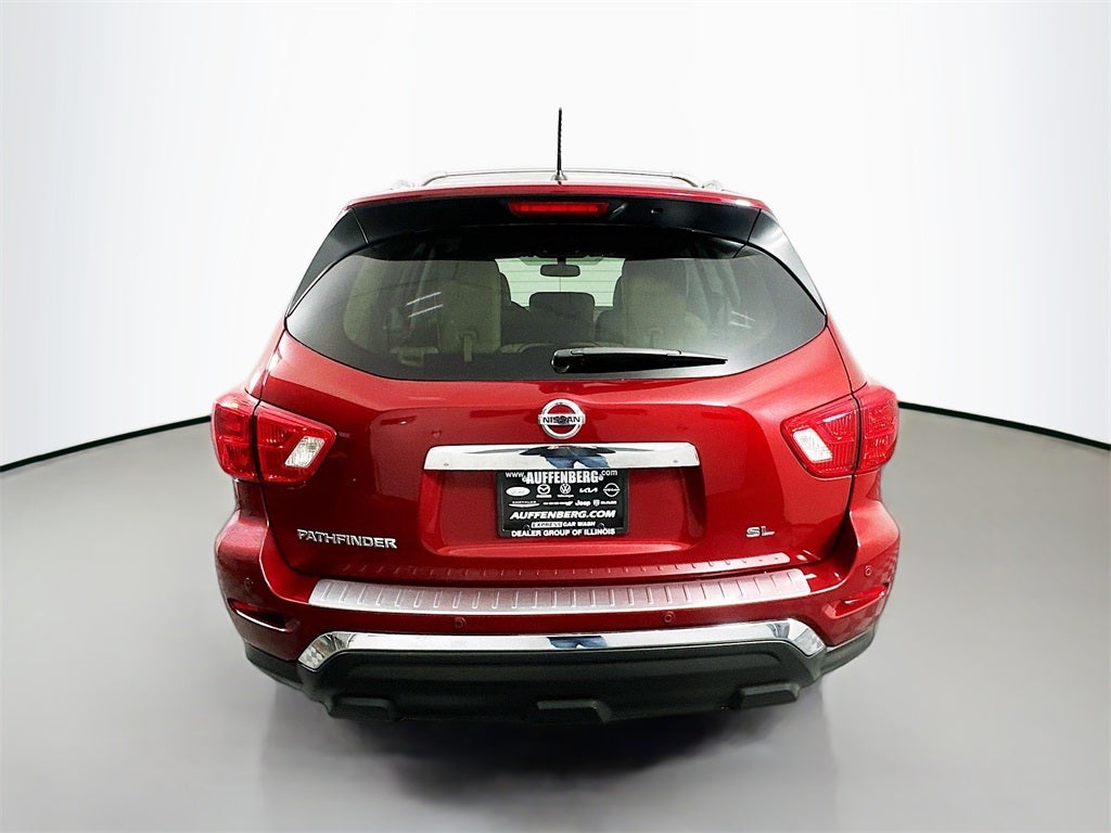 2018 Nissan Pathfinder SL