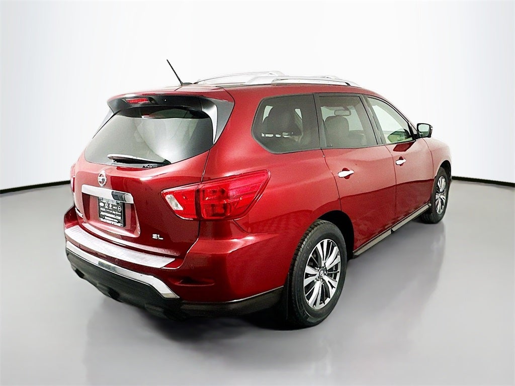 2018 Nissan Pathfinder SL
