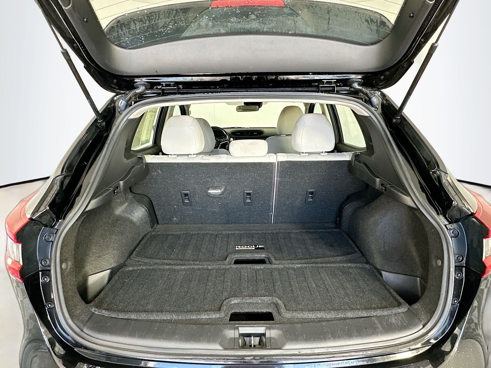 2020 Nissan Rogue Sport SV